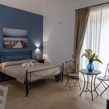 B&B Palazzo Loreto 아볼라 외부 사진