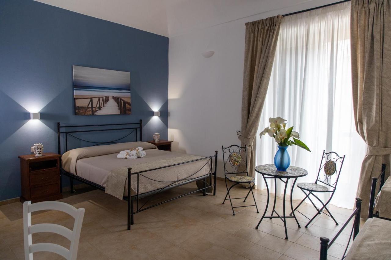B&B Palazzo Loreto 아볼라 외부 사진