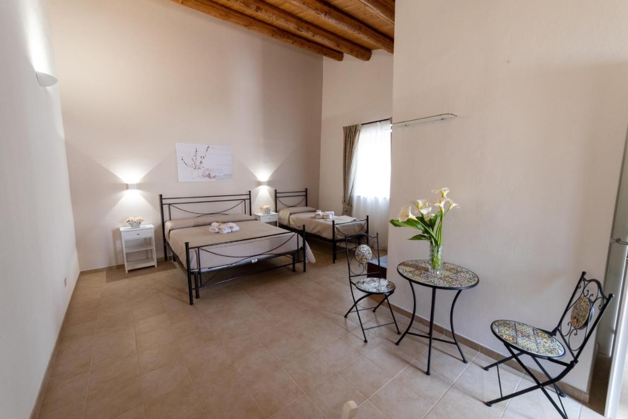 B&B Palazzo Loreto 아볼라 외부 사진