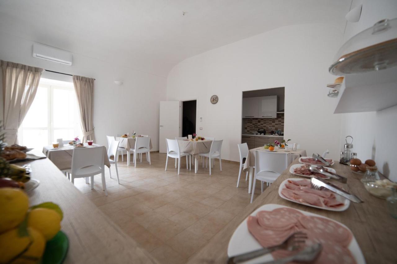 B&B Palazzo Loreto 아볼라 외부 사진