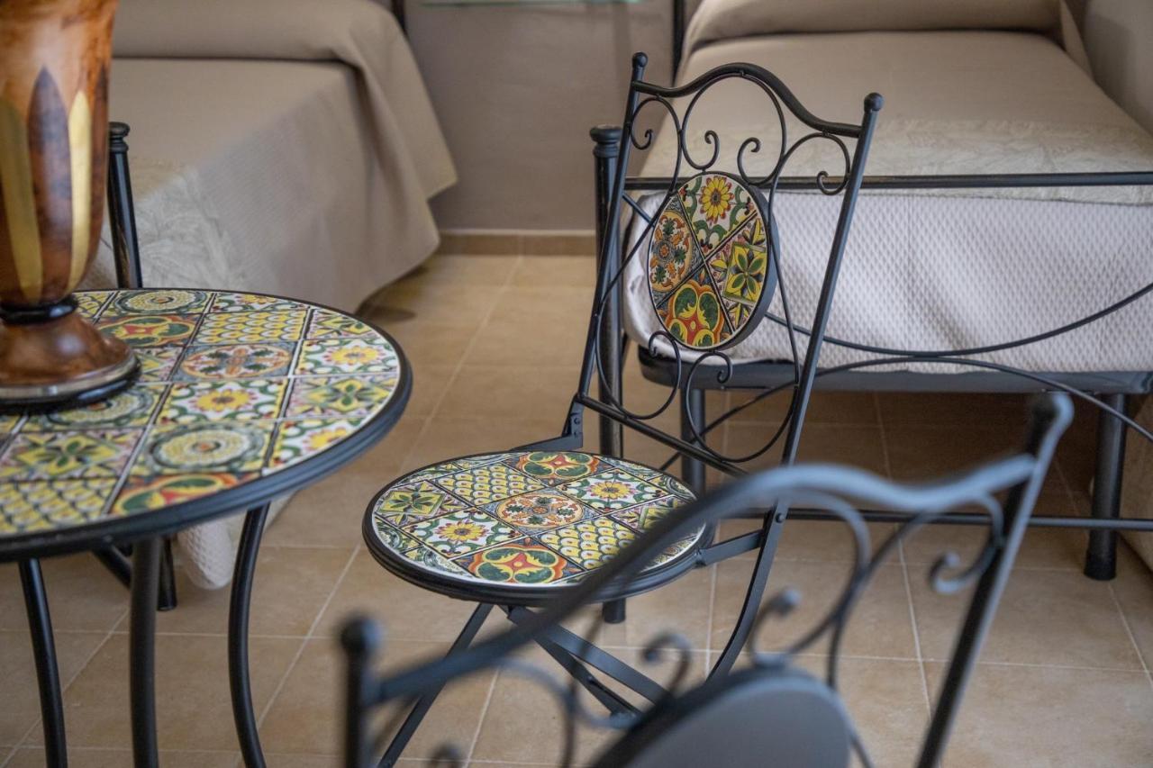 B&B Palazzo Loreto 아볼라 외부 사진