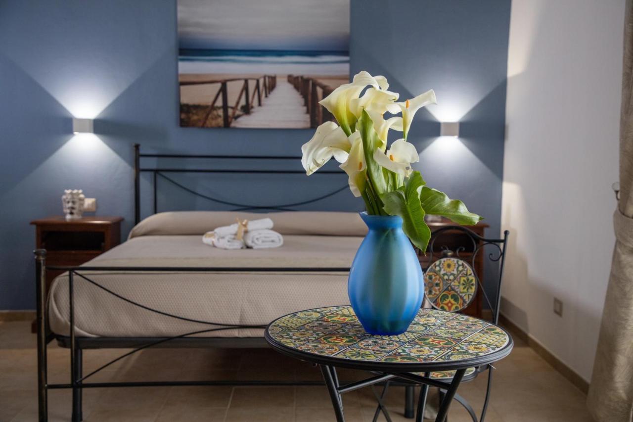 B&B Palazzo Loreto 아볼라 외부 사진