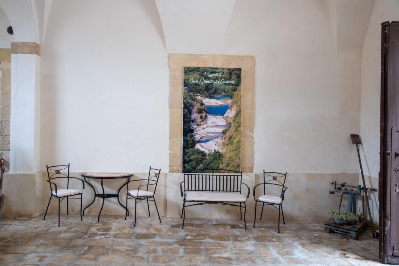 B&B Palazzo Loreto 아볼라 외부 사진