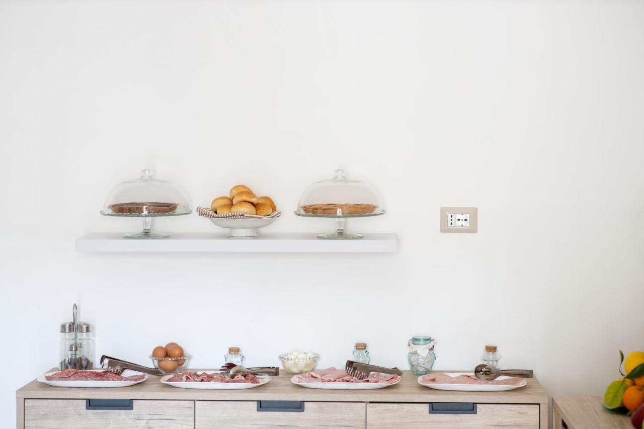 B&B Palazzo Loreto 아볼라 외부 사진