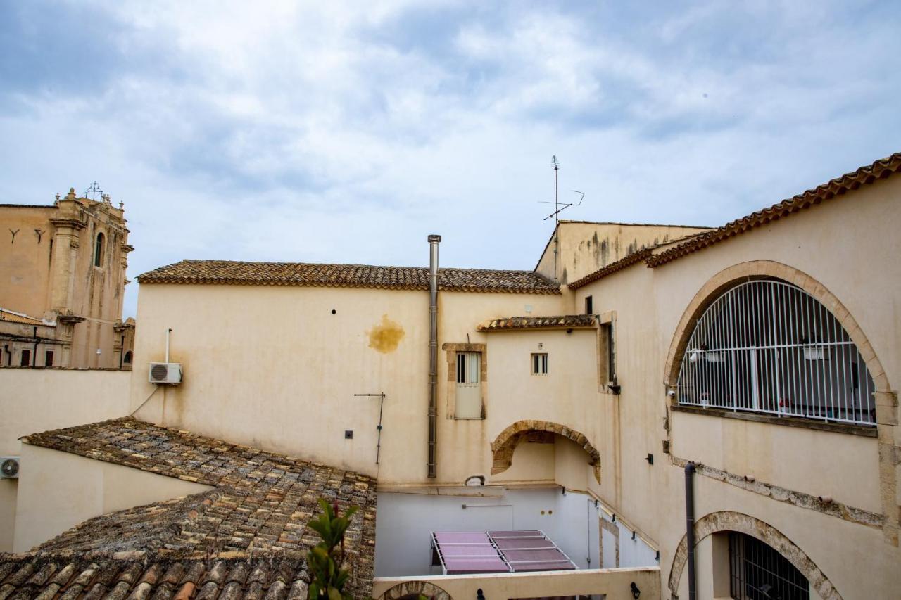 B&B Palazzo Loreto 아볼라 외부 사진